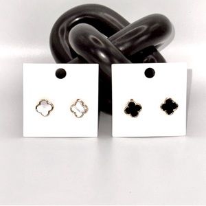 Black Clover - Stud Earrings